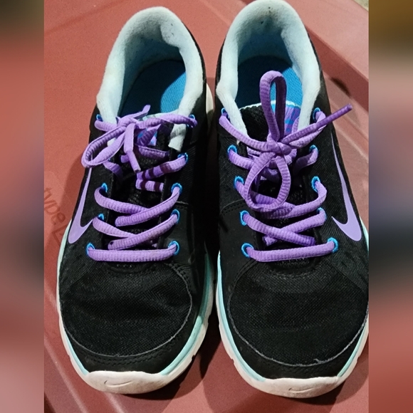 NIKE WOMEN'S SHOES - Picture 1 of 5